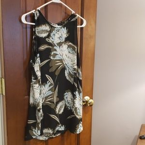 Button back tunic blouse